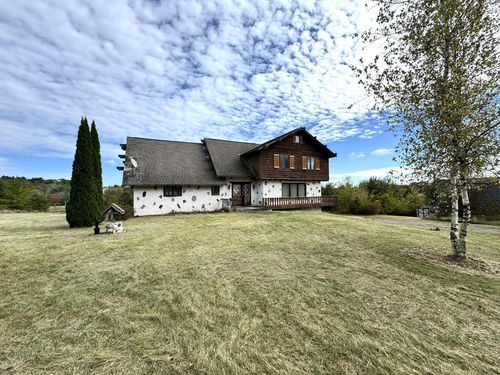 8480 Fairview Drive, Wayne, WI, 53002 | Card Image