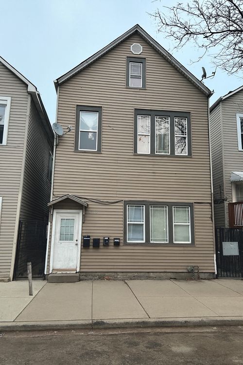 apt-2r-4537 S Hermitage Ave, Chicago, IL, 60609-3806 | Card Image