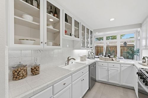 b-1962 Menalto Ave, Menlo Park, CA, 94025-2862 | Card Image