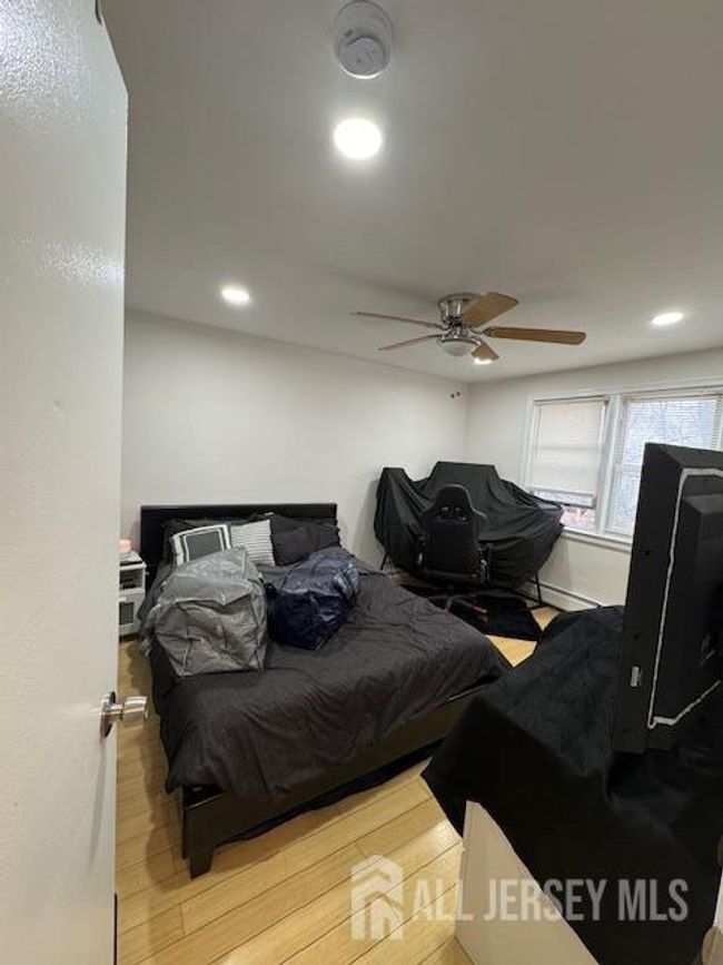 685 Audrey Dr, Condo with 2 bedrooms, 1 bathrooms and null parking in RAHWAY NJ | Image 6