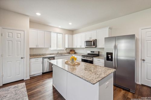 13352 Sendero Roble, San Antonio, TX, 78253-4198 | Card Image