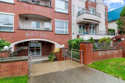 206 - 45734 Patten Ave, Condo with 2 bedrooms, 2 bathrooms and 1 parking in Chilliwack BC | Image 3