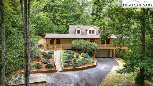 376 Deerfield Forest Parkway, Boone, NC, 28607 | Card Image