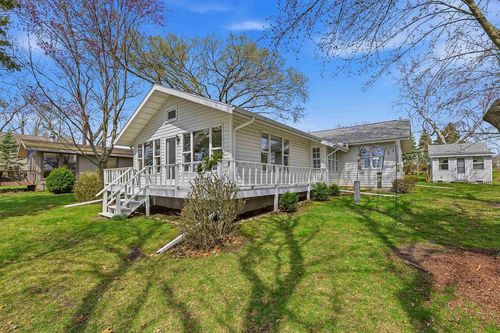 W3403 Orchard Ave, Green Lake, WI, 54941-9648 | Card Image