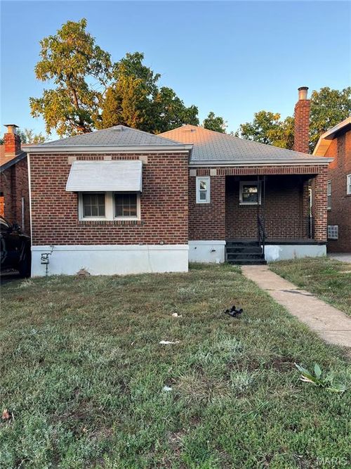 6331 Windham Ave, Saint Louis, MO, 63120-1523 | Card Image