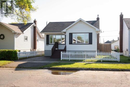 1340 Stanley Ave, Thunder Bay, ON, P7E3G8 | Card Image