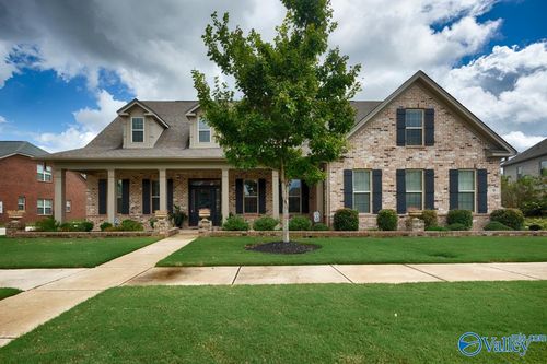 9 Brown Tulip Dr Sw, Huntsville, AL, 35824-4102 | Card Image