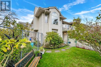 6756 Horne Rd, House other with 4 bedrooms, 3 bathrooms and 3 parking in Sooke BC | Image 3