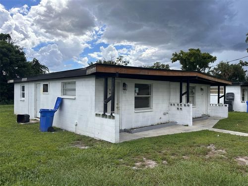 917 E 122nd Avenue, TAMPA, FL, 33612 | Card Image