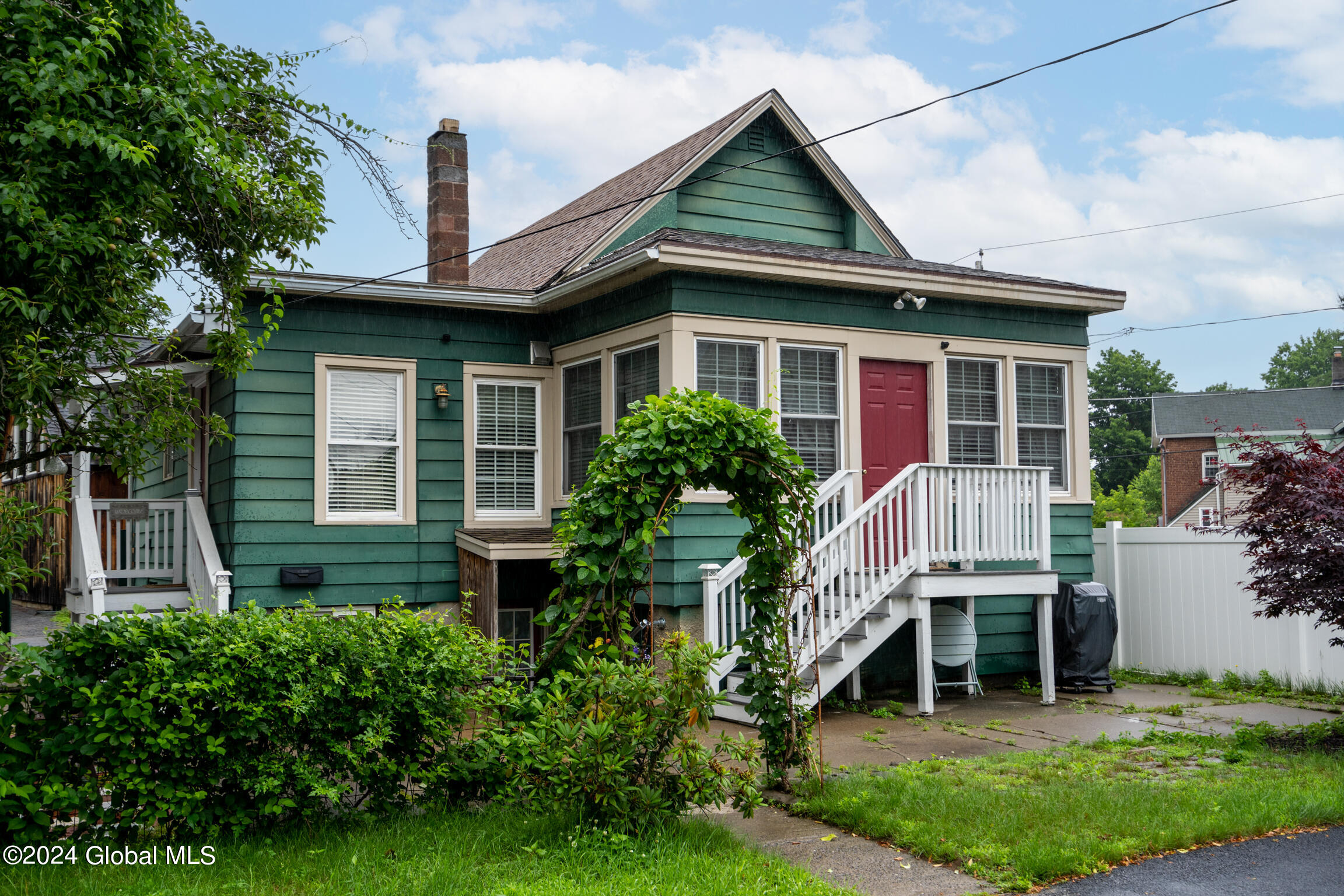 Residential Lease in Saratoga Springs
