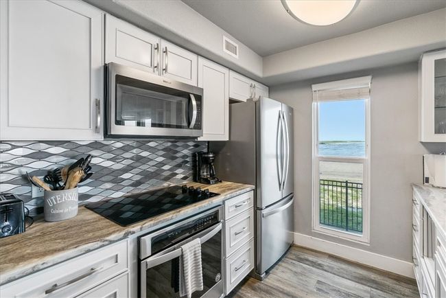 APT-101 - 2292 N Fulton Beach Rd, Condo with 3 bedrooms, 3 bathrooms and null parking in Rockport TX | Image 4