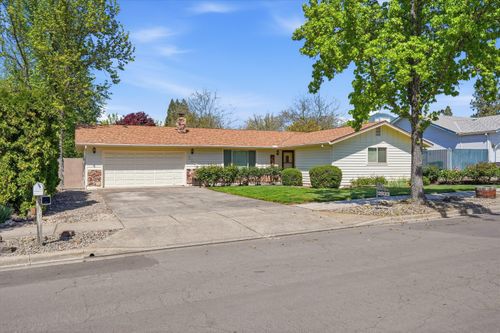 2933 Lazy Creek Drive, Medford, OR, 97504 | Card Image