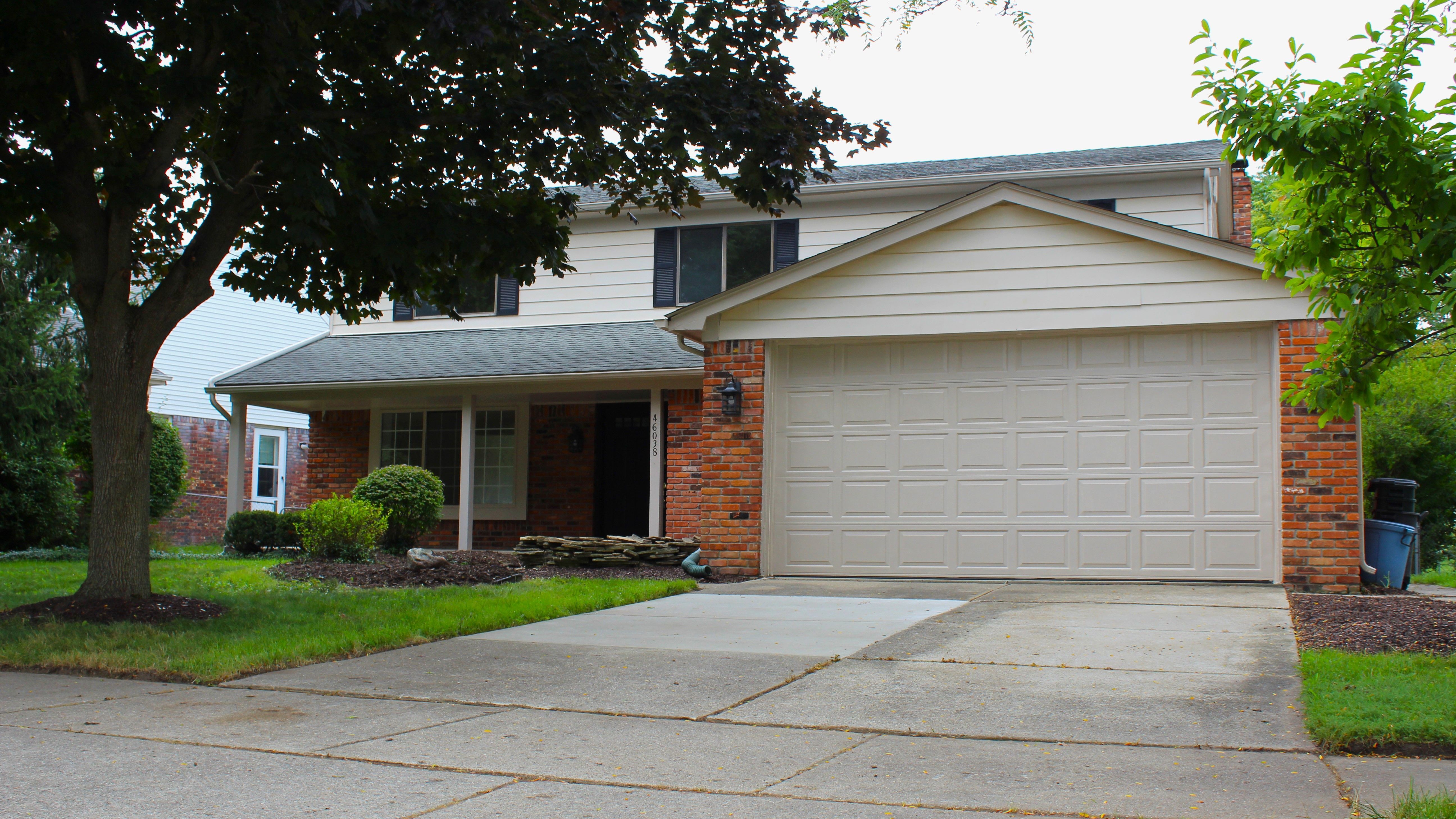 Spinning Wheel Dr, Canton, MI 48187