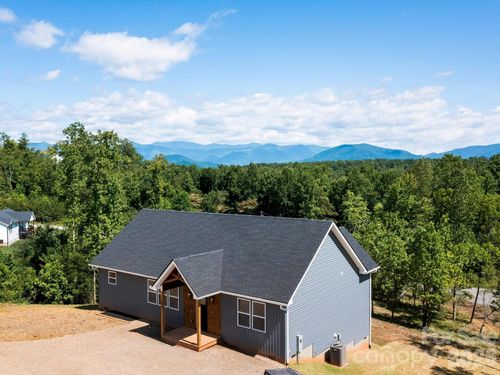 105 S Vineyard Village Dr, Old Fort, NC, 28762-0779 | Card Image
