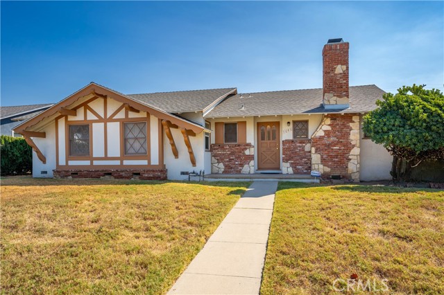 DE Soto Ave, Canoga Park, CA 91304
