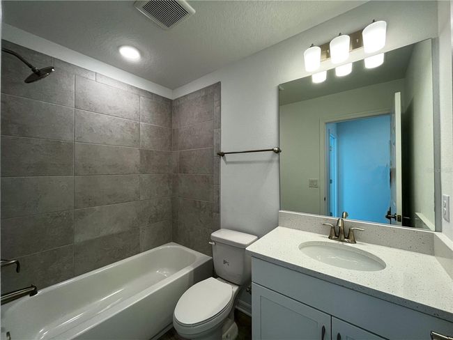 4067 Via Sienna Cir, Townhouse with 2 bedrooms, 3 bathrooms and null parking in SARASOTA FL | Image 22