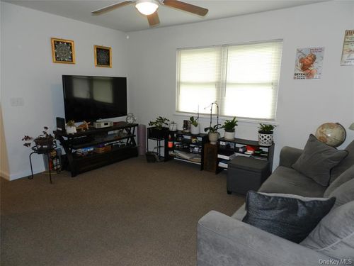 3105 Eagle Ave, Medford, NY, 11763-1749 | Card Image