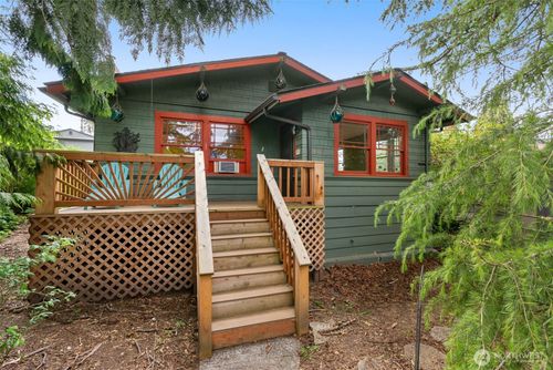 4319 Sw Mills St, Seattle, WA, 98136-1746 | Card Image