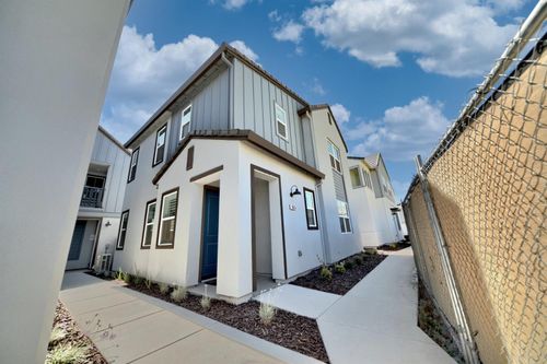 2615 Eastshore Way, Lathrop, CA, 95330-7043 | Card Image