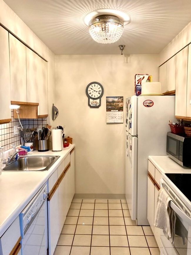 524 - 750 Davol St, Condo with 2 bedrooms, 2 bathrooms and 2 parking in Fall River MA | Image 12