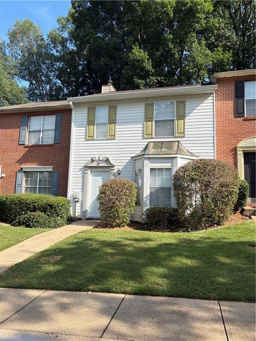 6465 Wedgeview Dr, Tucker, GA, 30084-8700 | Card Image