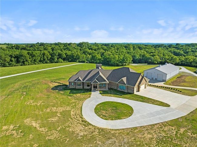 18405 371 Hwy, House other with 4 bedrooms, 6 bathrooms and null parking in Platte City MO | Image 95