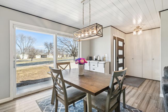 1720 6 Th Ave W, Townhouse with 3 bedrooms, 2 bathrooms and null parking in Shakopee MN | Image 7
