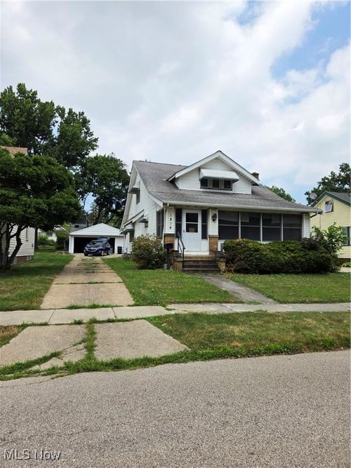 1816 Cook Ave, Cleveland, OH, 44109-5637 | Card Image