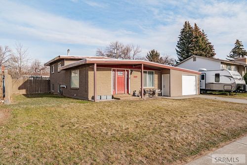 2109 John Adams Pkwy, Idaho Falls, ID, 83401-5207 | Card Image