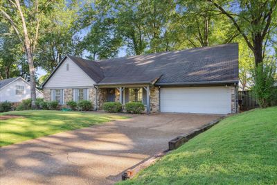 7922 Falling Leaf Cv, House other with 3 bedrooms, 3 bathrooms and null parking in Germantown TN | Image 3