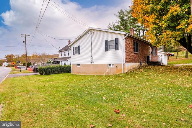 305 Chestnut St, House other with 2 bedrooms, 1 bathrooms and null parking in Freemansburg PA | Image 22