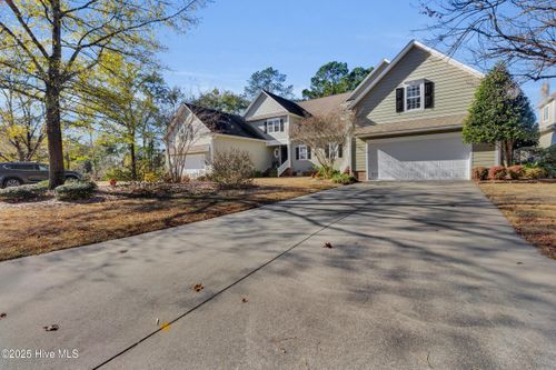 2113 Hidden Harbor Dr, New Bern, NC, 28562-7329 | Card Image