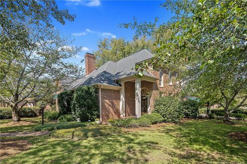 1800 Pugh St, Fayetteville, NC, 28305-5024 | Card Image