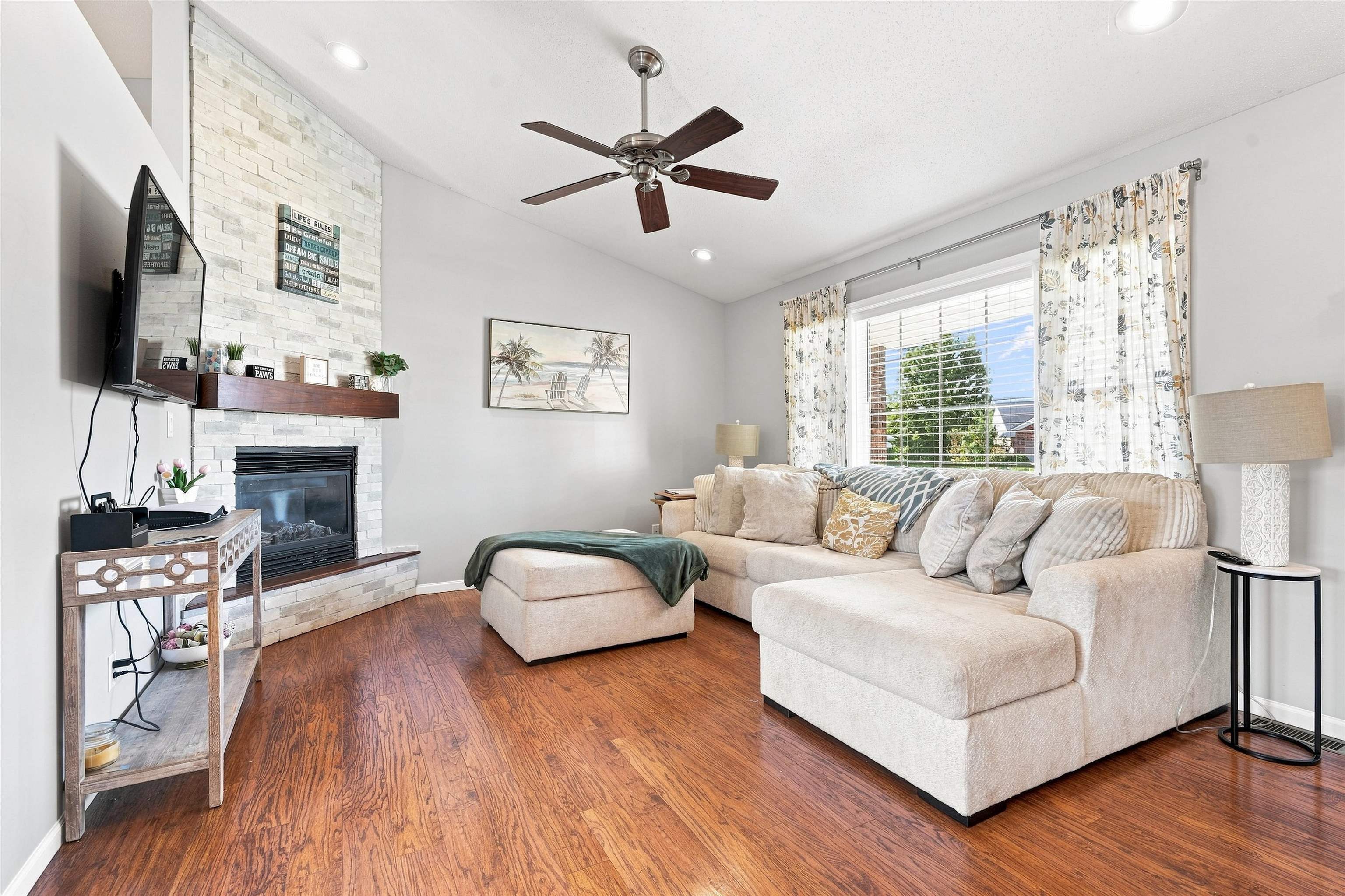 Residential in Asbury 4