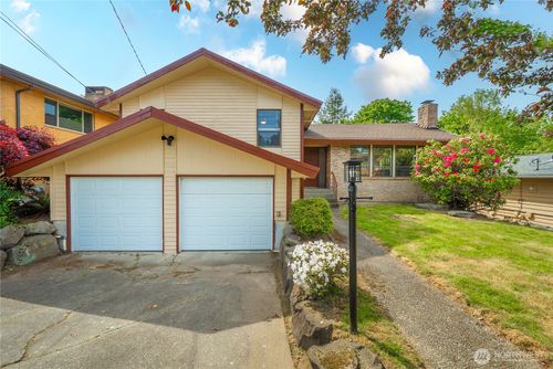 11815 77th Ave S, Seattle, WA, 98178-3809 | Card Image