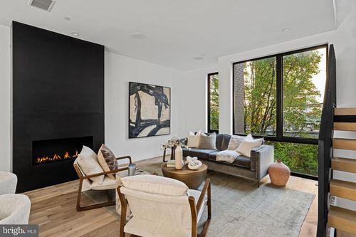 1432 Kenilworth St, PHILADELPHIA, PA, 19146-2208 | Card Image