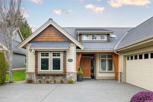 674 Eaglewood Crt, Qualicum Beach, BC, V9K0A3 | Card Image
