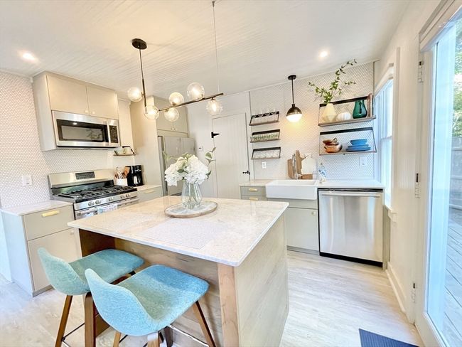 43 Summer St, House other with 3 bedrooms, 3 bathrooms and 4 parking in Yarmouth Port MA | Image 33