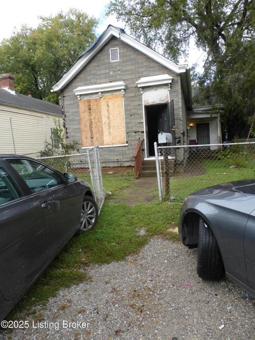 3007 Duncan St, Louisville, KY, 40212-1830 | Card Image