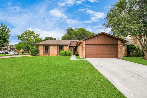 2503 Buffalo Trl, Sugar Land, TX, 77479-1639 | Card Image