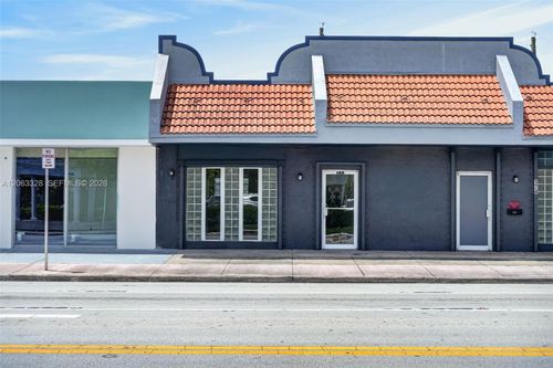 180 Hialeah Dr, HIALEAH, FL, 33010-5250 | Card Image