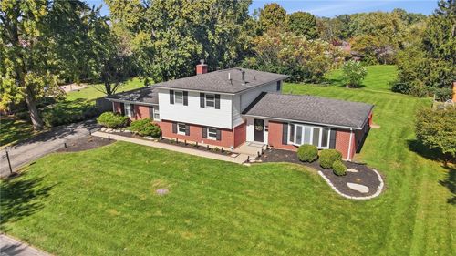 202 Whittington Drive, Washington Twp, OH, 45459 | Card Image