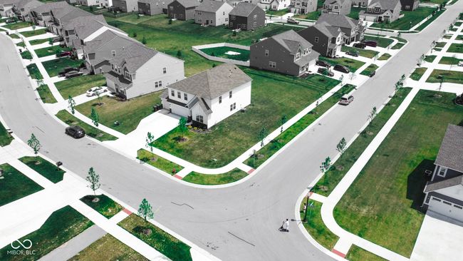 aerial perspective of suburban area | Image 6