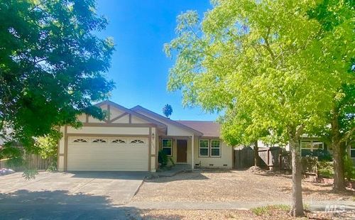 4526 Patrick Ct, Santa Rosa, CA, 95409-2618 | Card Image