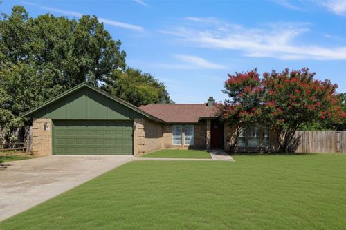338 Branson Rd, Roanoke, TX, 76262-6154 | Card Image