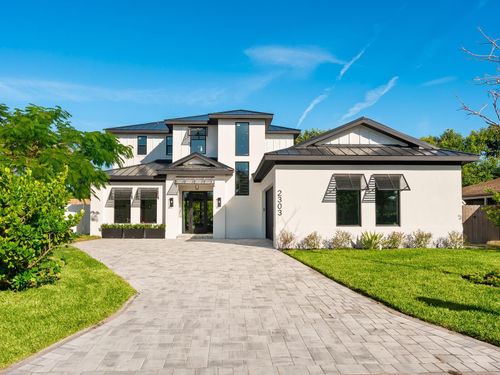 2303 Loma Linda St, SARASOTA, FL, 34239-2425 | Card Image