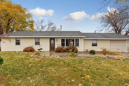 319 Higbie Ave E, Minnesota Lake, MN, 56068-3142 | Card Image