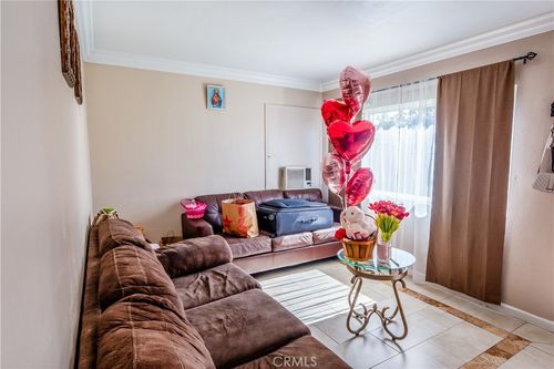 12127 216th St, Hawaiian Gardens, CA, 90716-1104 | Card Image