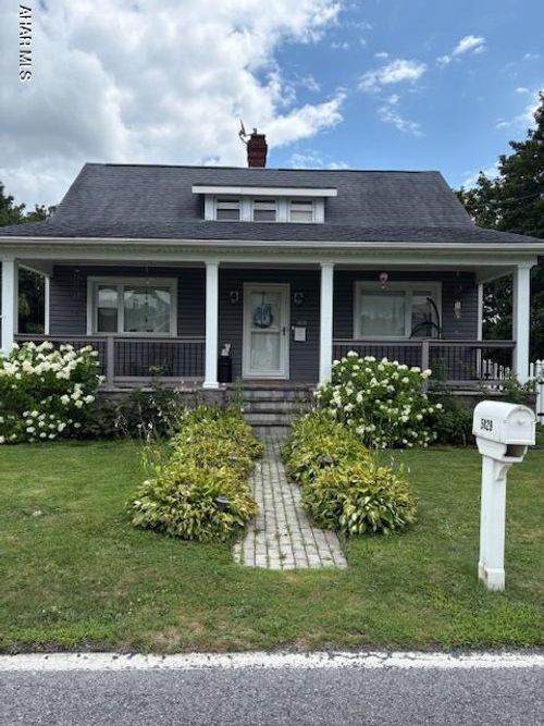 5029 Kissell Ave, Altoona, PA, 16601-1048 | Card Image