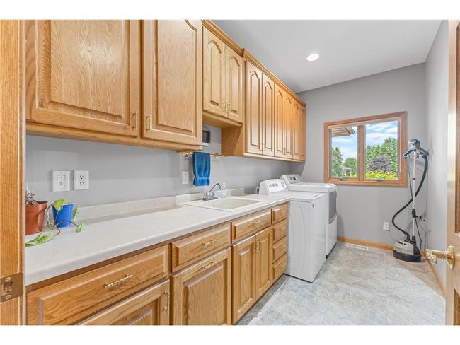 1115 S Trappers Xing, House other with 4 bedrooms, 3 bathrooms and null parking in Lino Lakes MN | Image 23